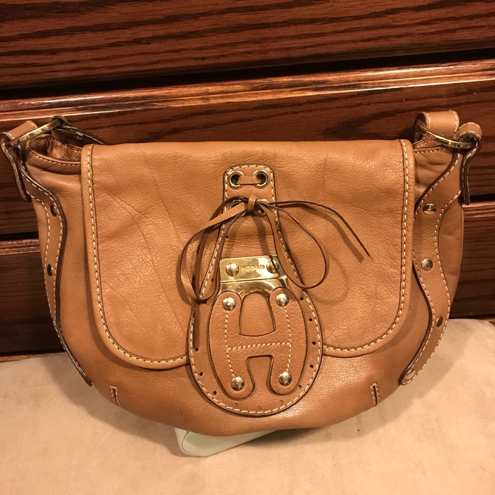 Shoulder bag